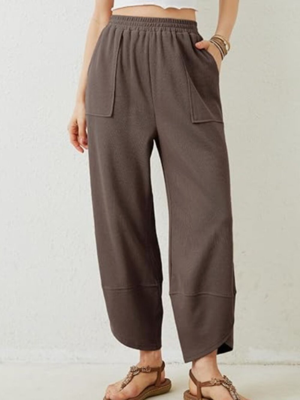 Xiaoxuemeng Baggy Wide Leg Pants in Coffee brown, size Medium